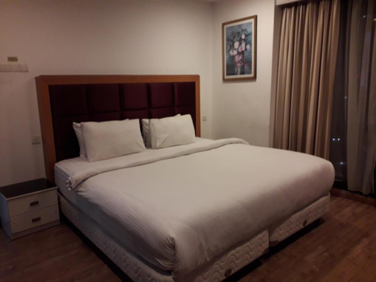 Golden Dream Service Suite At Times Square クアラルンプール エクステリア 写真